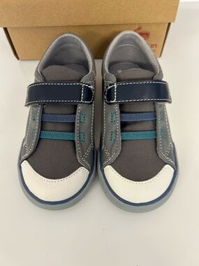 See Kai Run Gray and White Kids Sneakers with Navy Strap